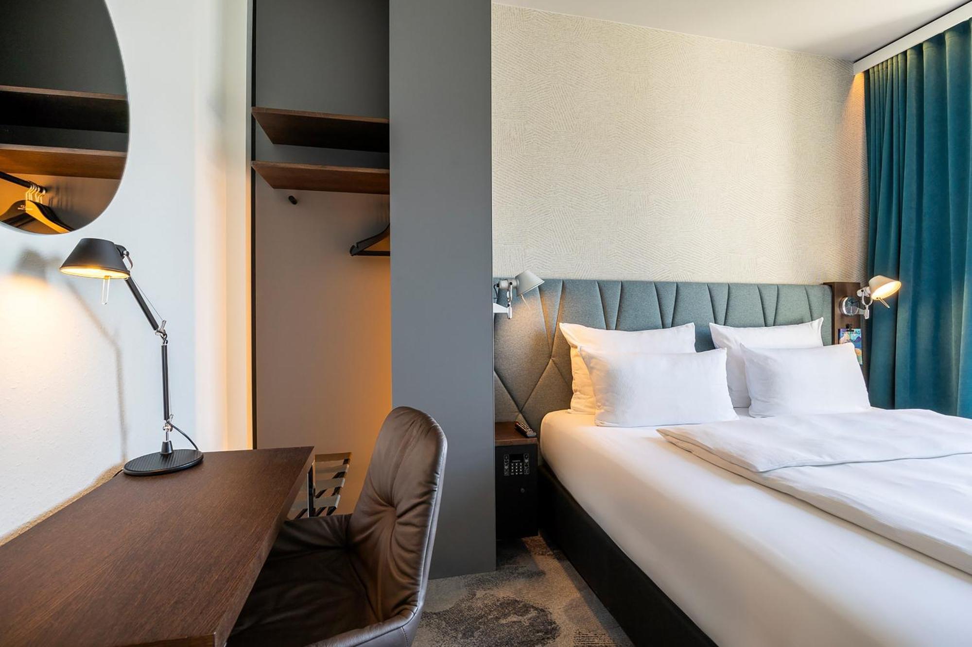 Motel One Брюссель Экстерьер фото