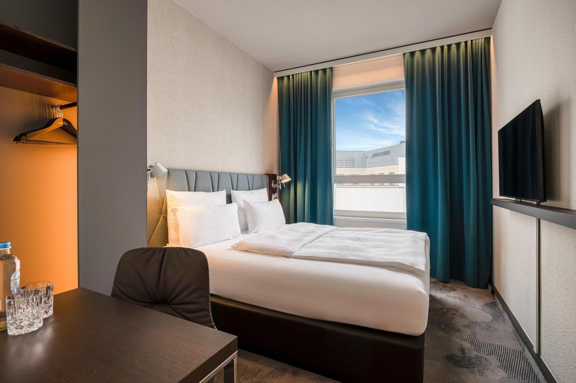 Motel One Брюссель Экстерьер фото